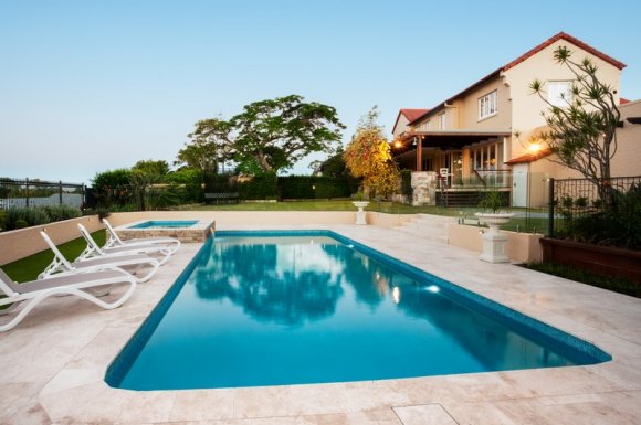 Terrassement piscine semi enterrée La Ravoire